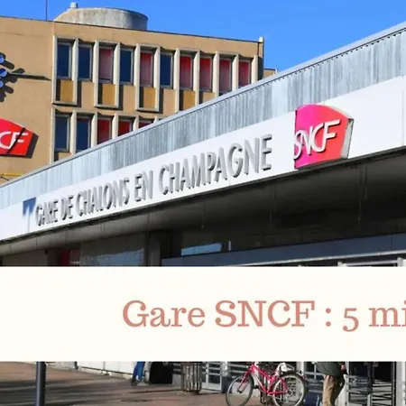 Loft Proche Hyper-centre☆gare☆internet☆parking דירה Châlons-en-Champagne